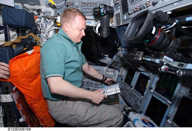 NASA image: Boe on forward flight deck