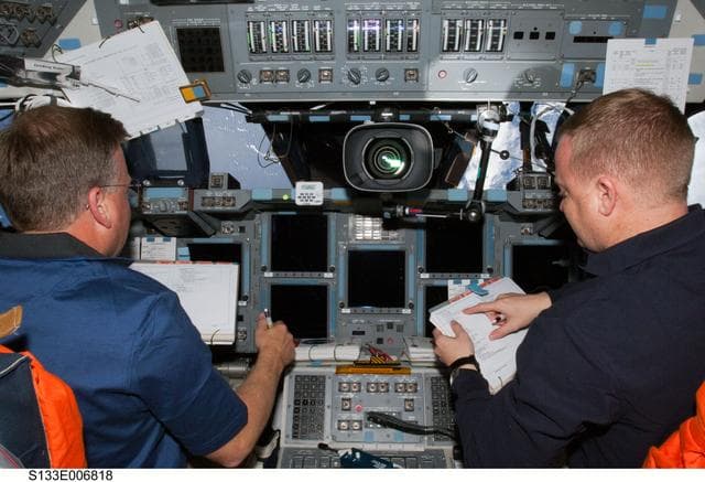 NASA image: Lindsey and Boe on forward flight deck