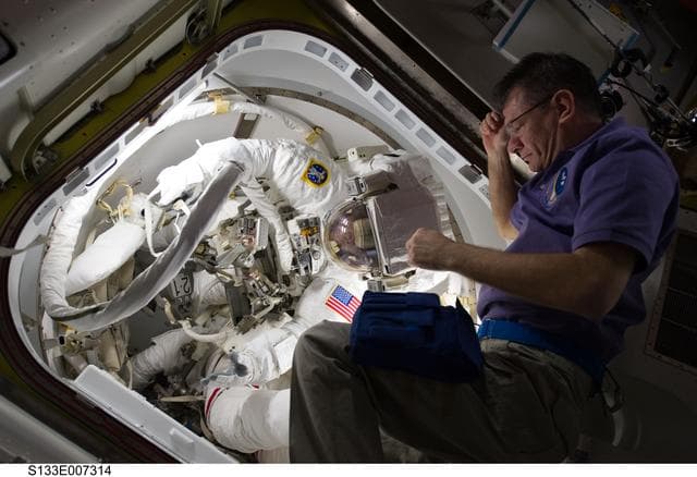NASA image: s133e007314