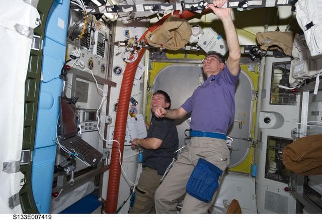 NASA image: s133e007419