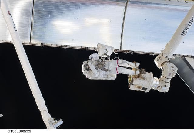 NASA image: EVA 2