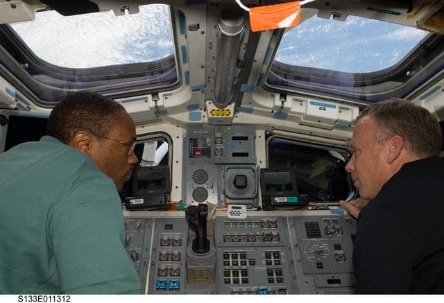 NASA image: Lindsey and Drew on aft flight deck