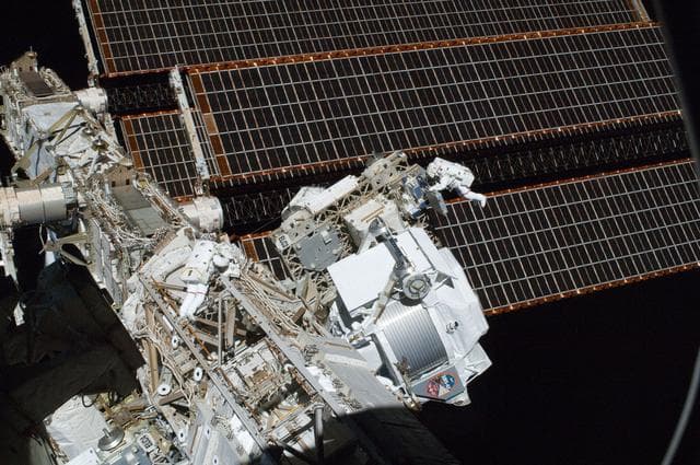 View of STS-134 Crew Members during EVA-1
