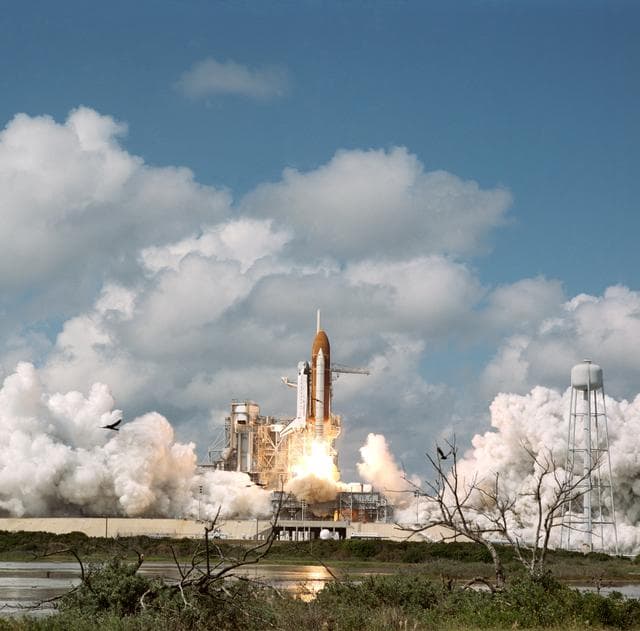NASA image: STS-26 Discovery, Orbiter Vehicle (OV) 103, lifts off from KSC LC pad 39B