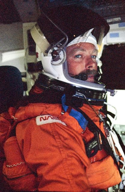 NASA image: STS-27 crew activities