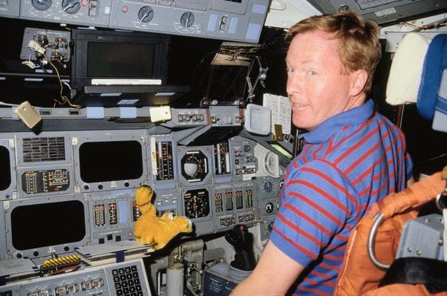 NASA image: STS-28 Columbia, OV-102, Pilot Richards at forward flight deck pilots station