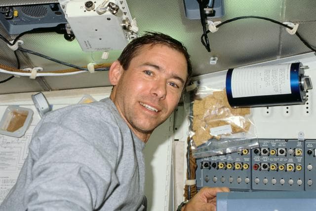 NASA image: STS-28 Columbia, OV-102, Commander Shaw on middeck