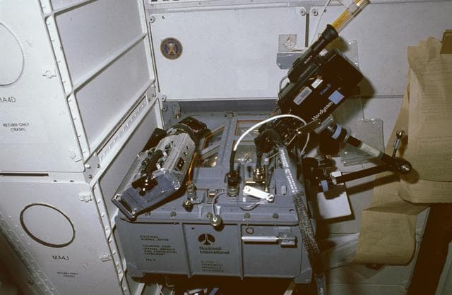 NASA image: STS-30 onboard view of fluids experiment apparatus (FEA) equipment