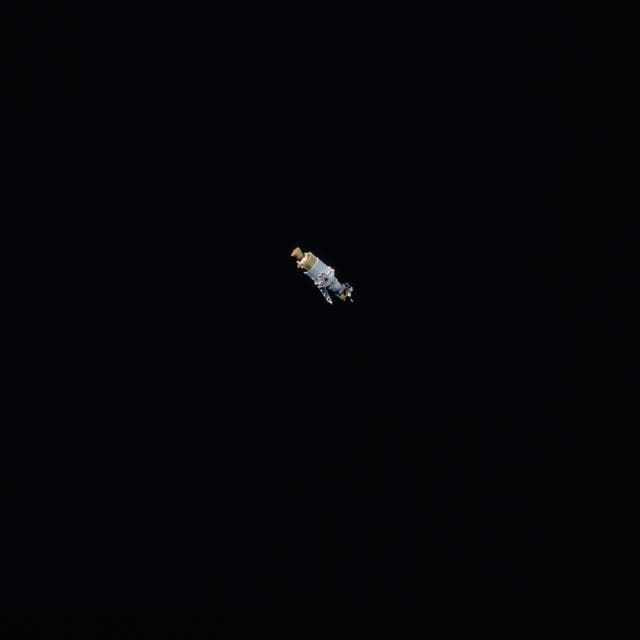 NASA image: Ulysses spacecraft and its upper stage system are deployed during STS-41