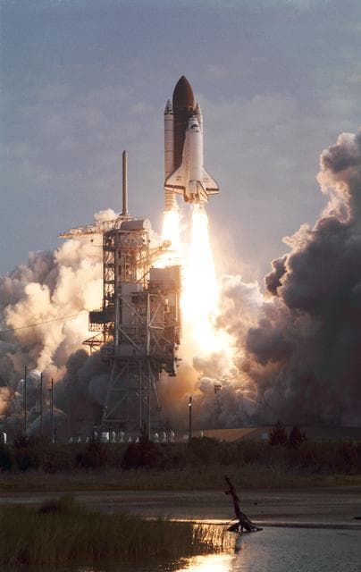 NASA image: STS-45 Atlantis, OV-104, lifts off from KSC Launch Complex (LC) Pad