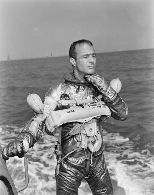 NASA image: EGRESS TRAINING - ASTRONAUTS SCHIRRA AND CARPENTER 