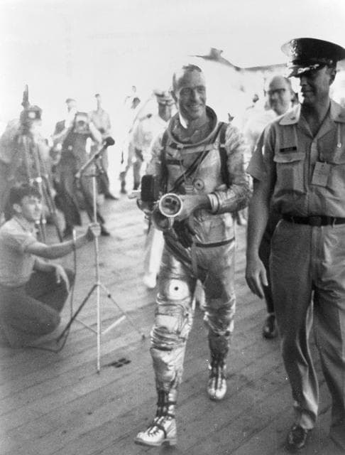 NASA image: Interpid, Carpenter recovery