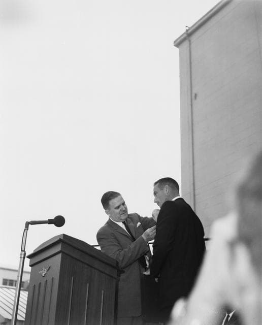 NASA image: Astronaut Scott Carpenter - Medal Presentation - Dr. James Webb Post Mercury-Atlas (MA-7) 