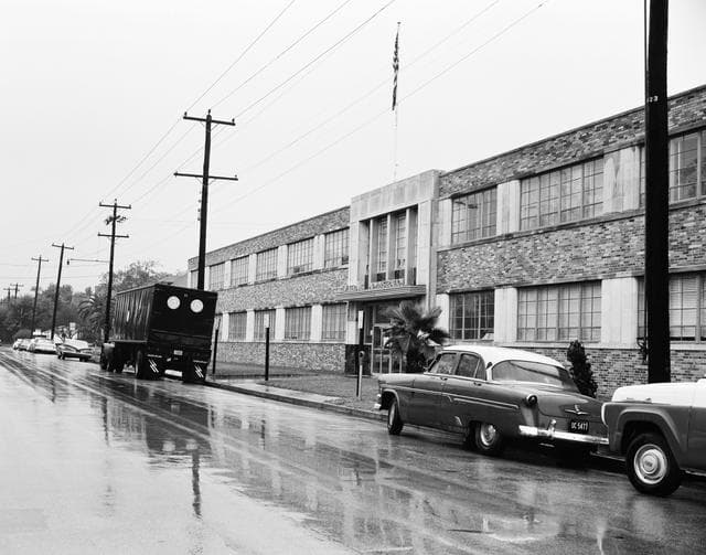 NASA image: SITE #14 - VETERAN'S ADMINISTRATION BLDG. - HOUSTON, TX
