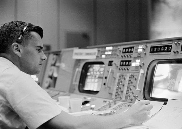 MISSION CONTROL CENTER (MCC) - GEMINI-TITAN (GT)-3 ACTIVITY- MSC