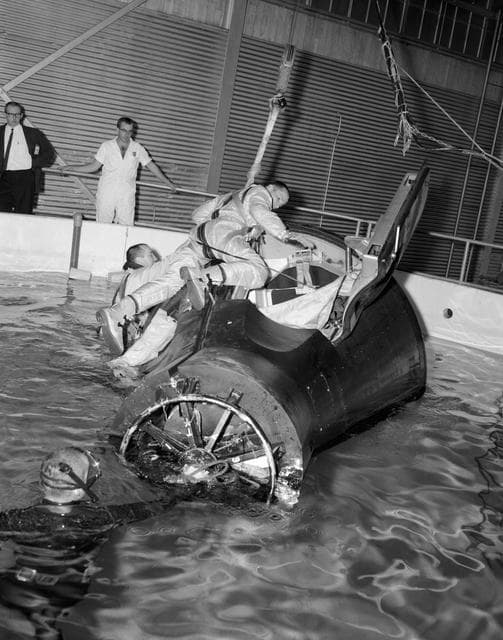 NASA image: GEMINI-TITAN (GT)-9 TEST - TRAINING - ELLINGTON AFB (EAFB), TX