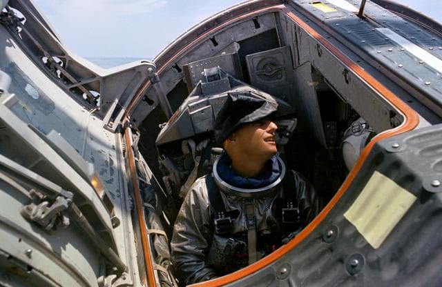 NASA image: ASTRONAUT CHARLES CONRAD, JR. - TRAINING (PRIME CREW)(WATER EGRESS)