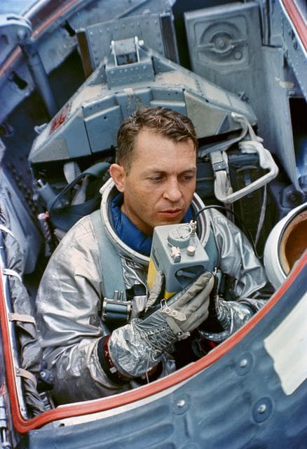 NASA image: WATER EGRESS - GEMINI-5 - TRAINING - GULF