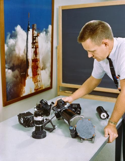 NASA image: GEMINI-TITAN (GT)-5 - EQUIPMENT (OPTICAL & PHOTOGRAPHIC) - CAPE