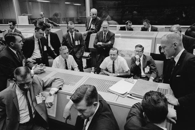 NASA image: MISSION CONTROL CENTER (MCC) - GEMINI-TITAN (GT)-6 - SCRUBBED - MSC