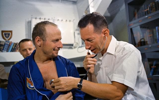 NASA image: ASTRONAUT CONRAD, CHARLES, JR. . HEART CHECK - POST-GEMINI-TITAN (GT)-5 - ATLANTIC