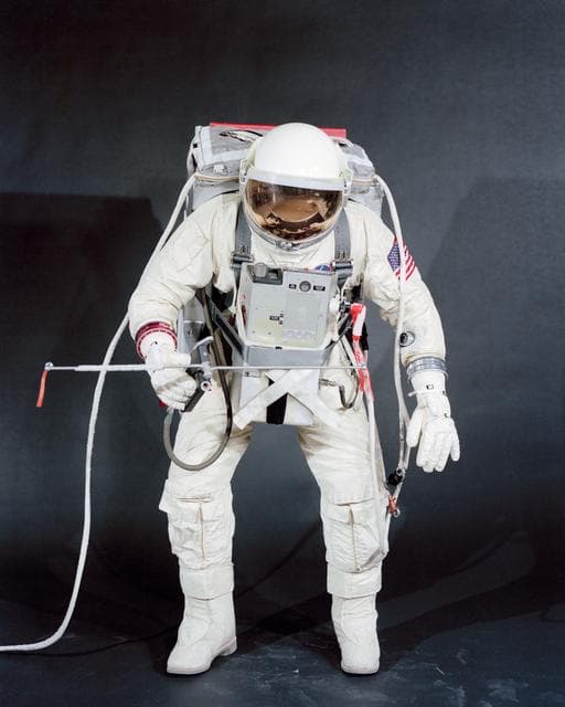 NASA image: GEMINI-TITAN (GT)-8 - EXTRAVEHICULAR (EV) EQUIPMENT & SUIT - MSC