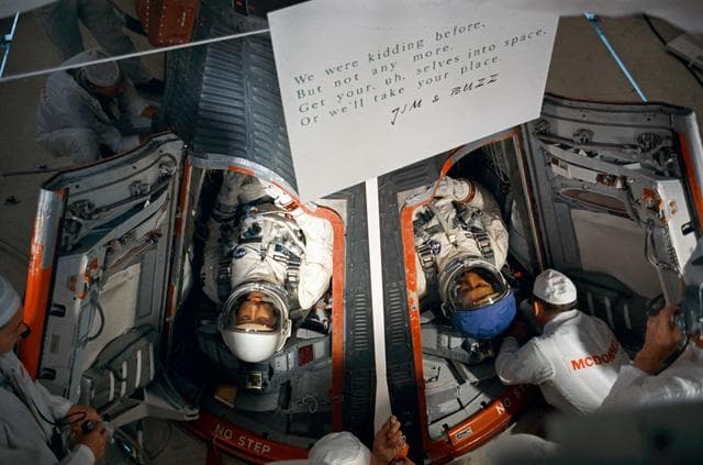 NASA image: GEMINI-TITAN (GT)-9 - INSERTION - WHITE ROOM - ATOP PAD 19 - CAPE