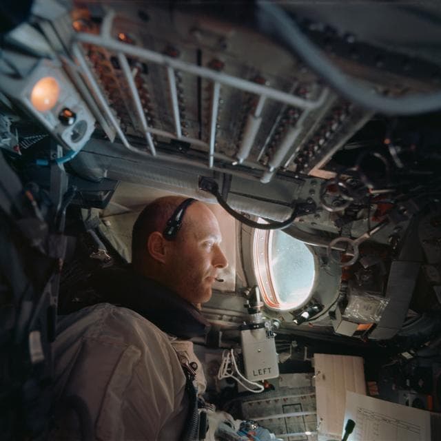 NASA image: GEMINI-TITAN (GT)-9A - EARTH SKY - ONBOARD
