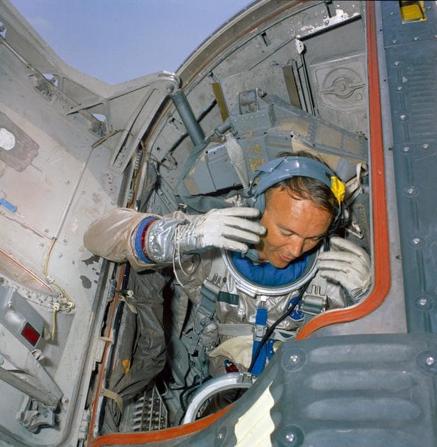 NASA image: ASTRONAUT MICHAEL COLLINS - TRAINING - GEMINI-TITAN (GT)-10 (WATER EGRESS)