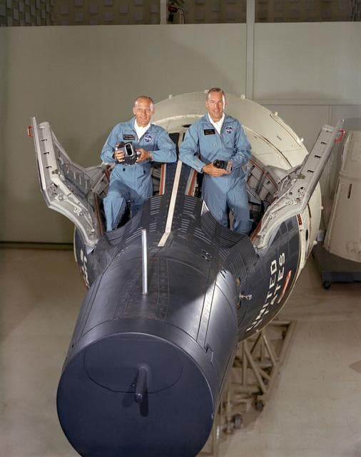 NASA image: PORTRAIT - GEMINI 12 PRIME CREW