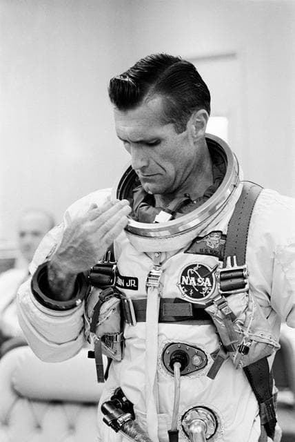 NASA image: GORDON, RICHARD F., ASTRONAUT - MISC. - GEMINI-TITAN (GT)-11- CAPE