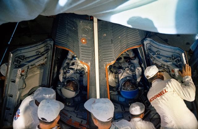 NASA image: ASTRONAUT JAMES A. LOVELL, JR. - MISC. - GEMINI-TITAN (GT)-12 - INSERTION