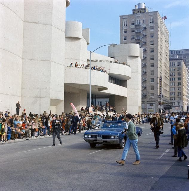 NASA image: Postflight - Apollo VIII (Parade/Awards) - TX