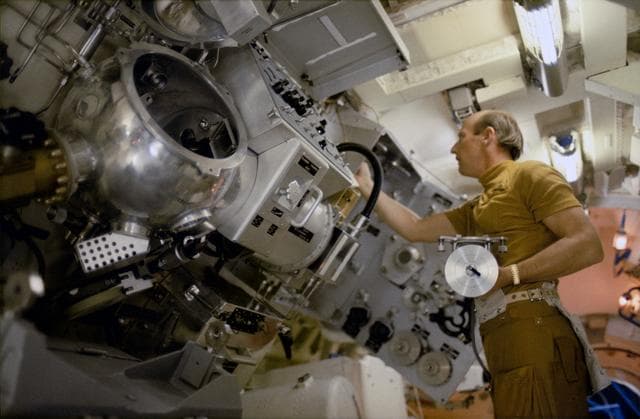 NASA image: SKYLAB (SL) PRIME CREW - BLDG. 5 - JSC