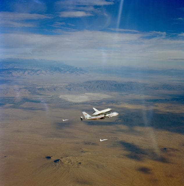 NASA image: s77-28139