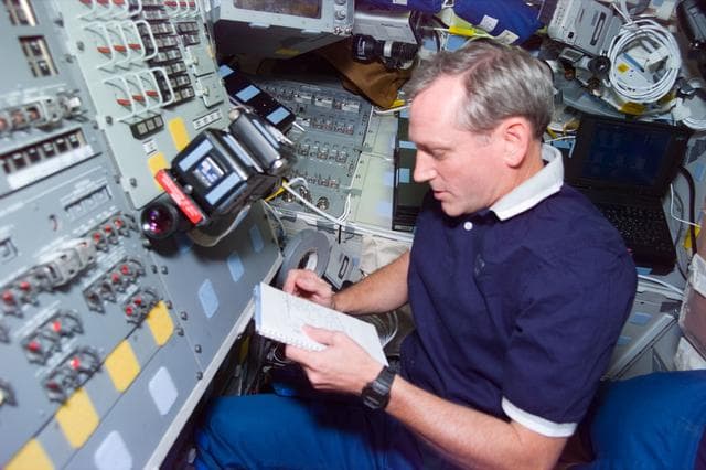 NASA image: Astronaut Akers on aft flight deck