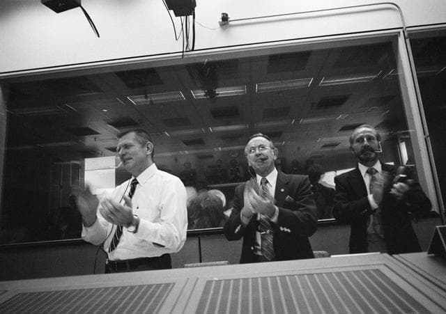NASA image: INFLIGHT (MISSION CONTROL CENTER [MCC]) - STS-2 - JSC