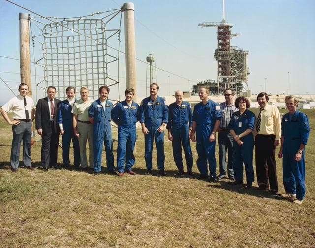 NASA image: SIMULATED COUNTDOWN TRAINING ACTIVITIES - STS-3 - KSC
