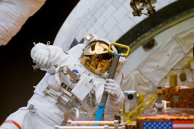 NASA image: EVA 3 activity on Flight Day 6 to service the Hubble Space Telescope