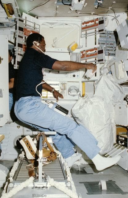 NASA image: s84-27204