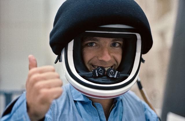 NASA image: CREW TRAINING - STS-41G - JSC