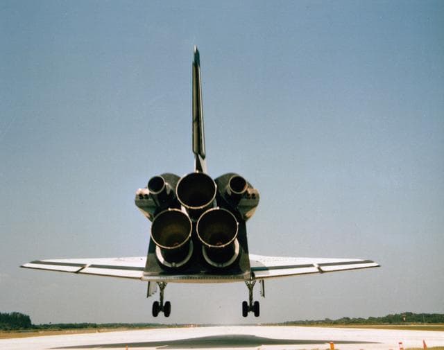 NASA image: Landing - Orbiter Challenger - Completion of 41G Mission - KSC