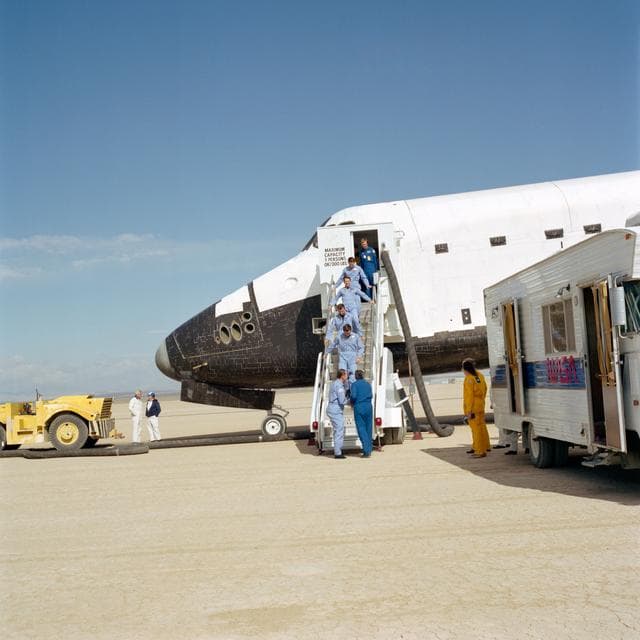 NASA image: Landing of the Shuttle Atlantis and the end of the STS 51-J mission