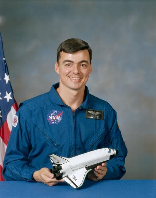 NASA image: Official portrait of 1987 astronaut candidate Andrew M. Allen