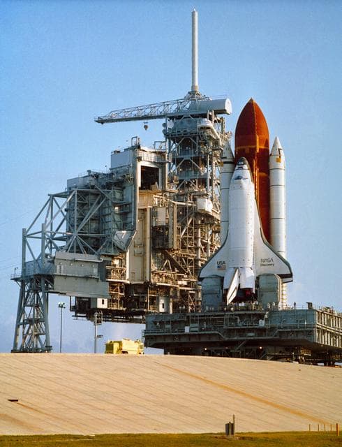 NASA image: STS-26 Discovery, Orbiter Vehicle (OV) 103, at KSC LC pad 39B