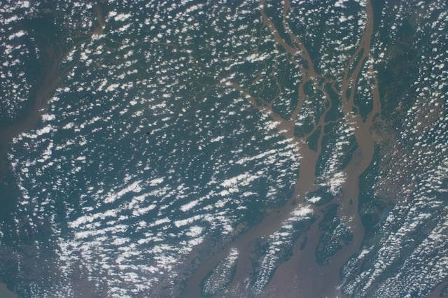 NASA image: Earth observations taken during STS-88 mission