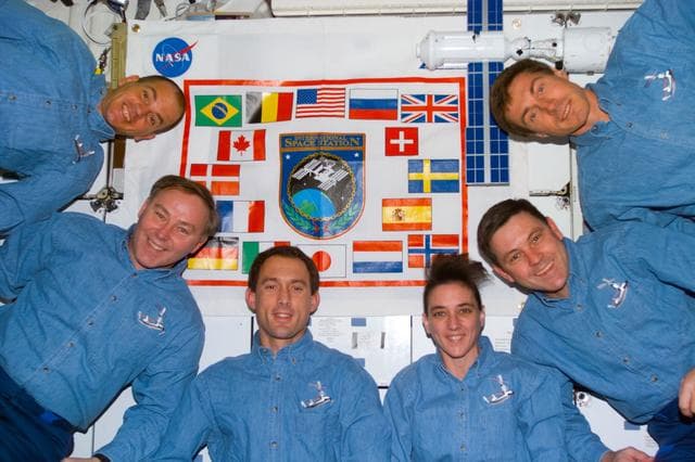 NASA image: STS-88 in-flight crew portrait