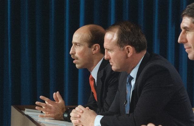 NASA image: STS-29 crewmembers participate in preflight press conference