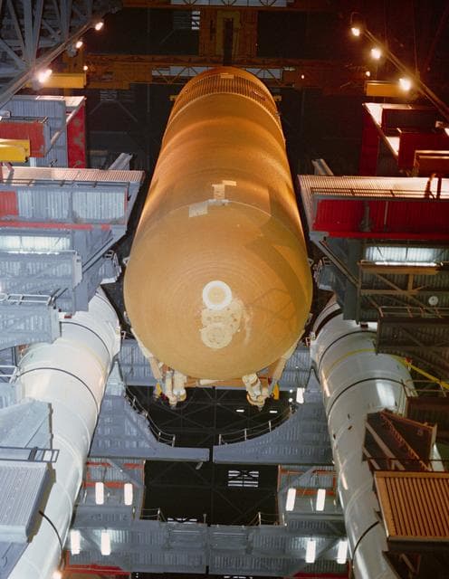 NASA image: STS-29 external tank (ET) and solid rocket booster (SRB) mating at KSC
