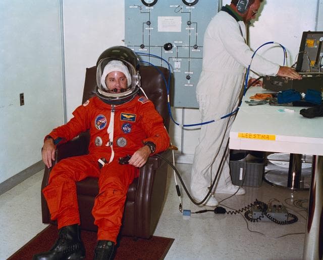 NASA image: STS-28 Columbia, OV-102, terminal countdown demonstration test (TCDT) at KSC